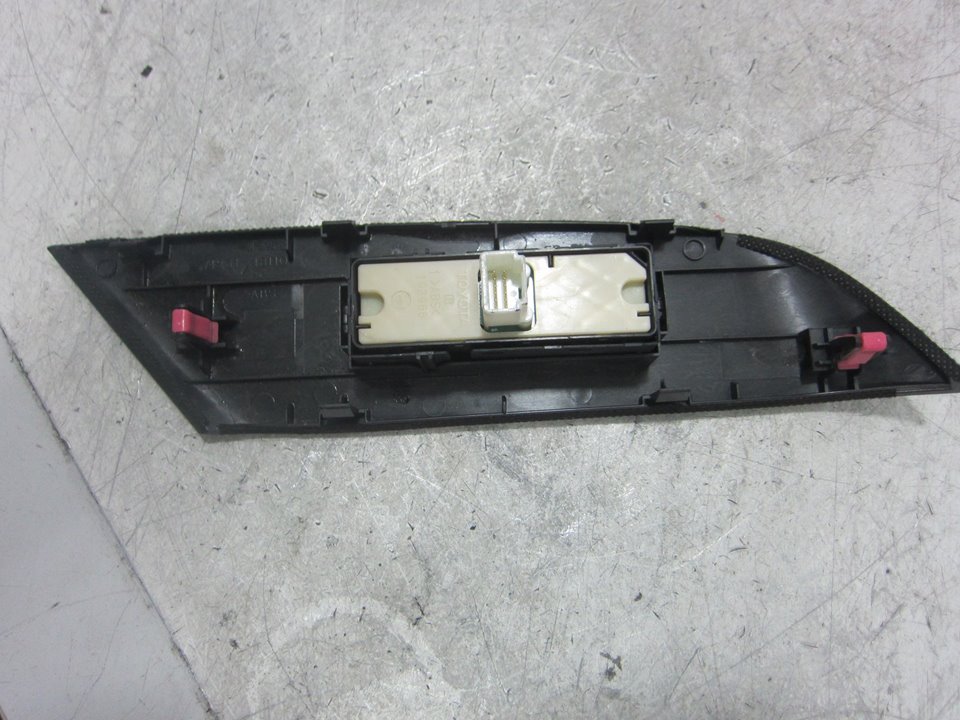 LEXUS RX 3 generation (2009-2015) Front Right Door Window Switch 192966 24908654