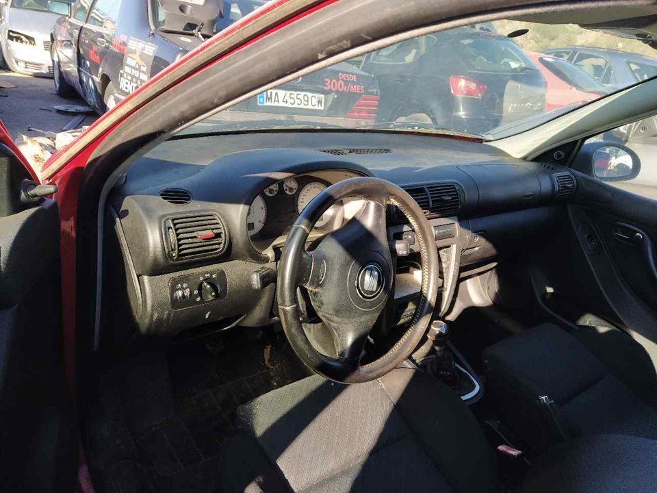 SEAT Leon 1 generation (1999-2005) Пряжка ремня безопасности переднего правого сиденья 25359452