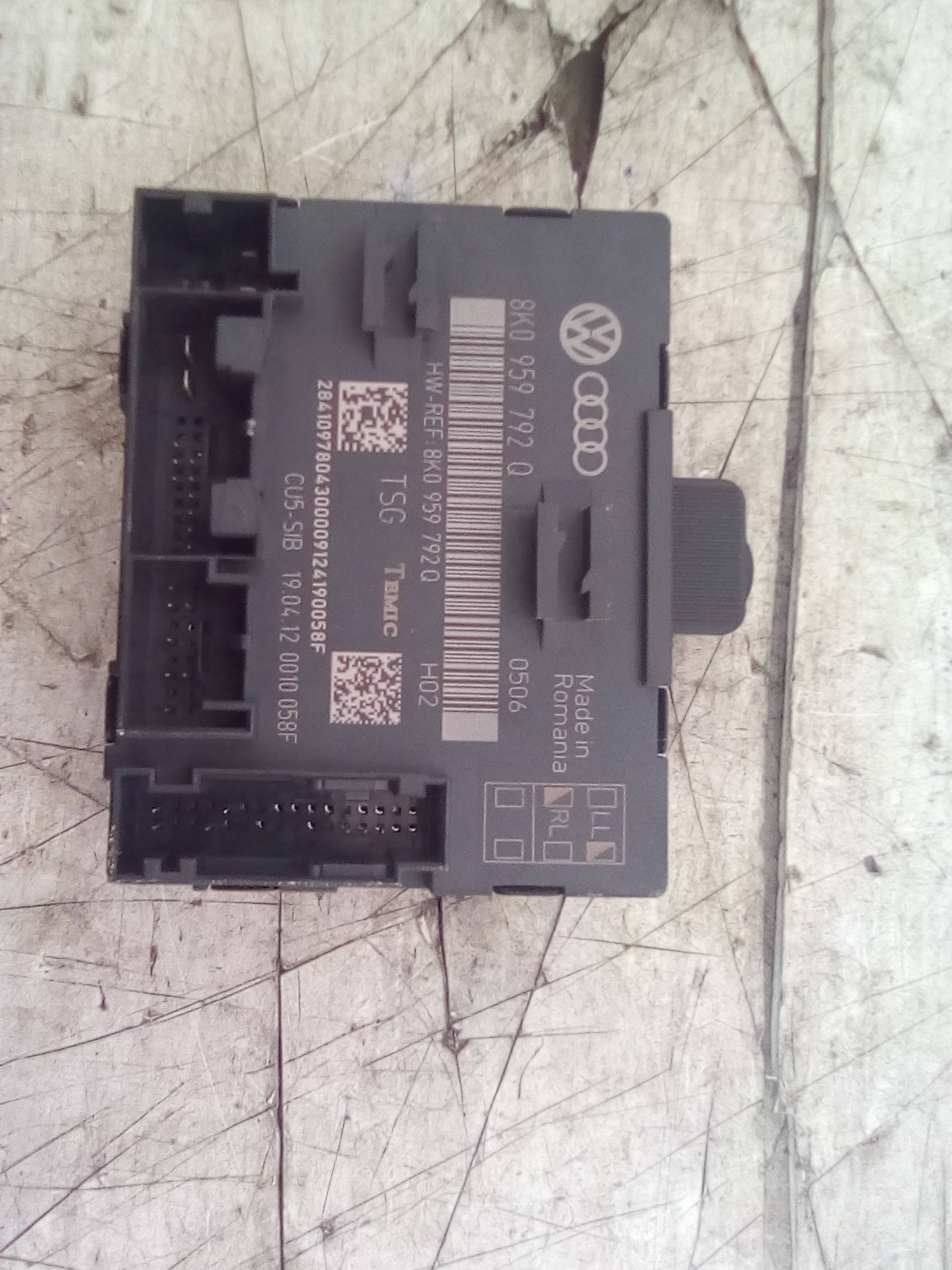 MITSUBISHI C-Class W203/S203/CL203 (2000-2008) Alte unități de control 8K0959792A 21276705