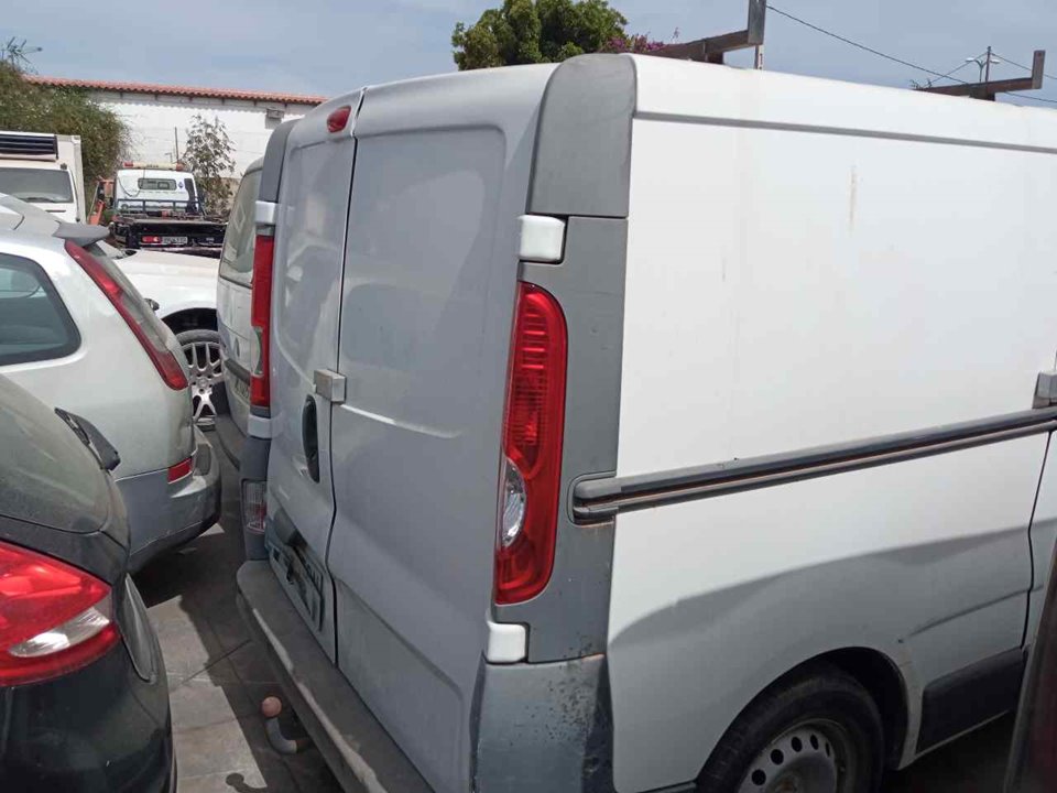 OPEL Vivaro Dešinys skydelis nuo saulės (saulės apsauga) 25804373