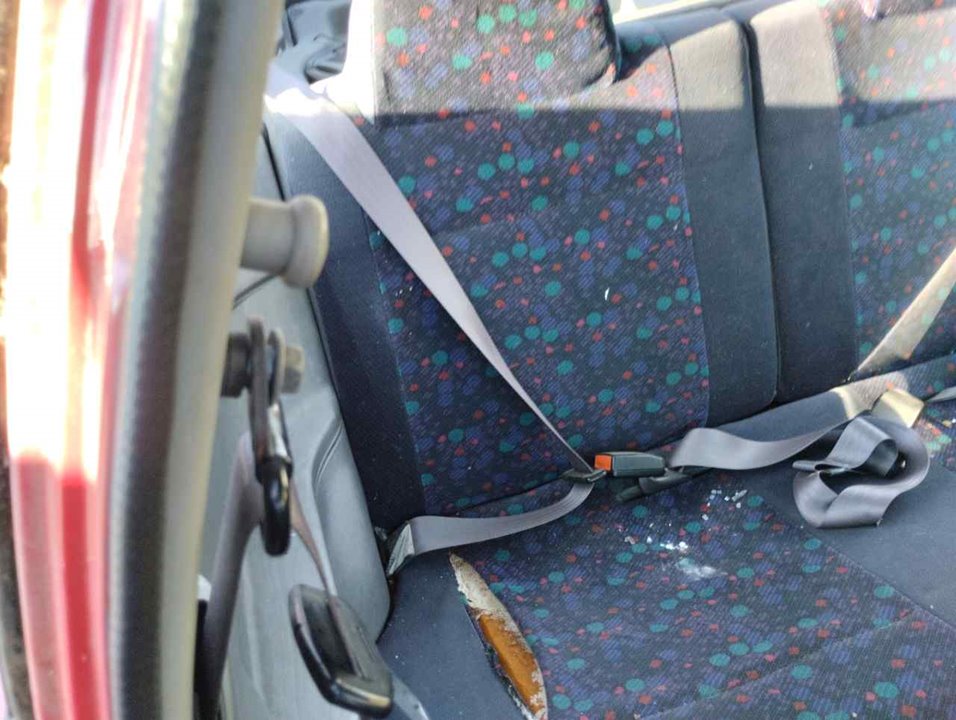 SUZUKI Swift 2 generation (1990-2004) Rear Right Seatbelt 25329363