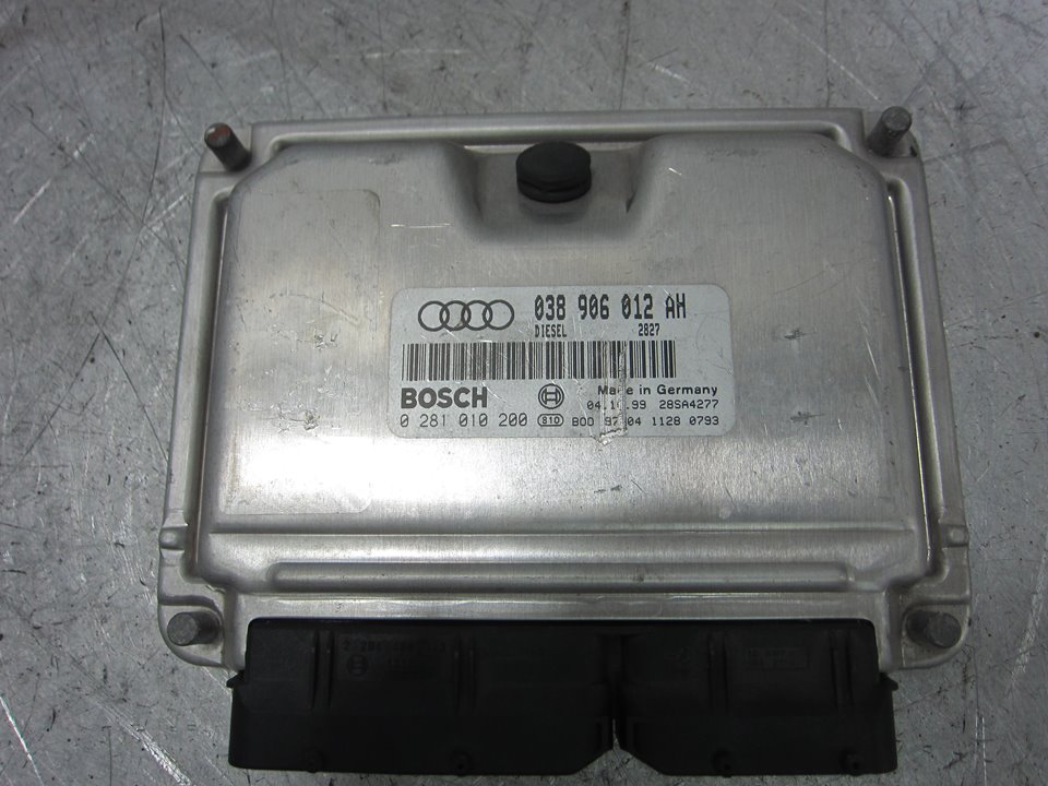 AUDI A4 B5/8D (1994-2001) Engine Control Unit ECU 038906012AH 24941278