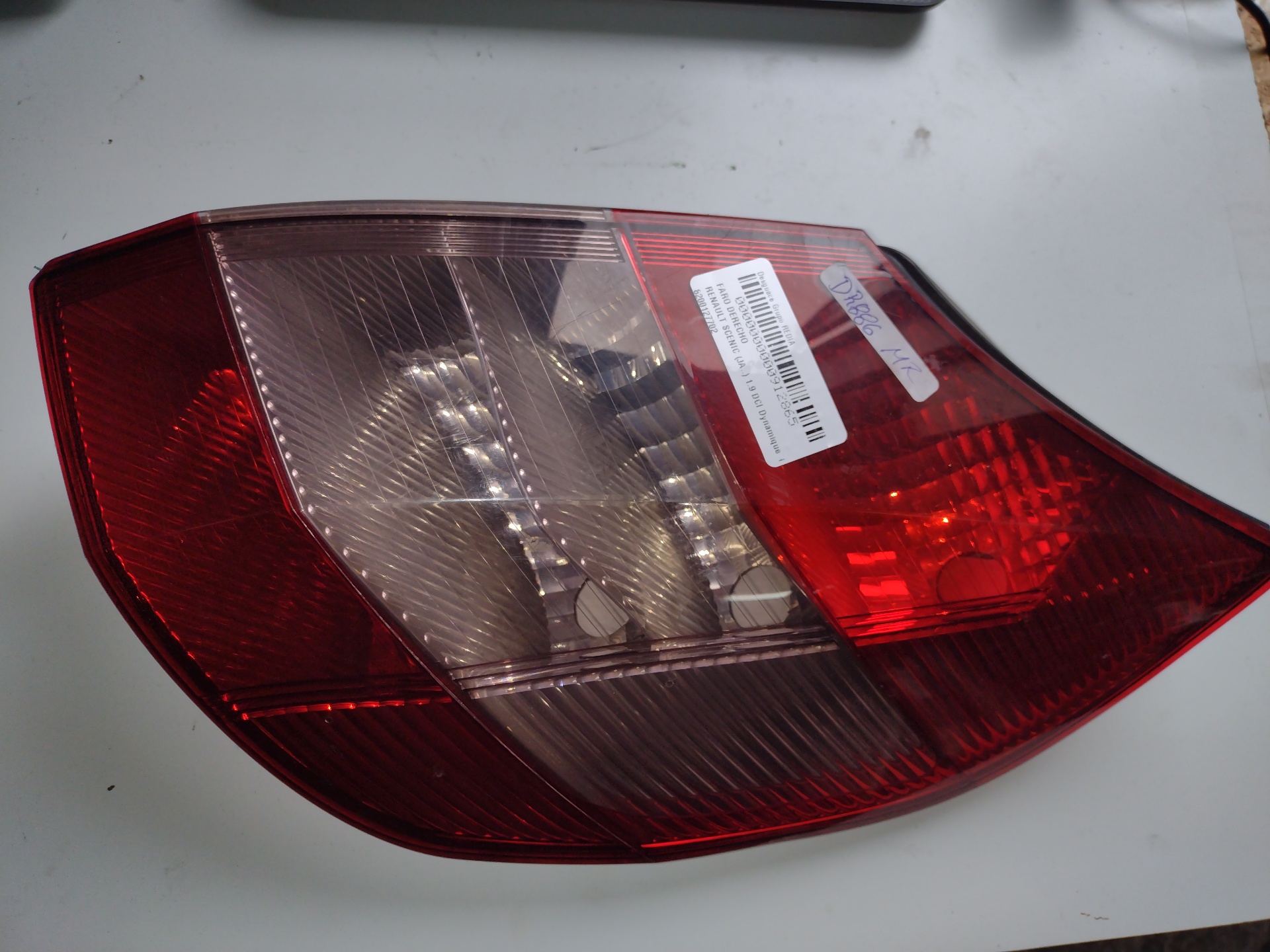 RENAULT Scenic 1 generation (1996-2003) Rear Right Taillight Lamp 8200127702 21280176