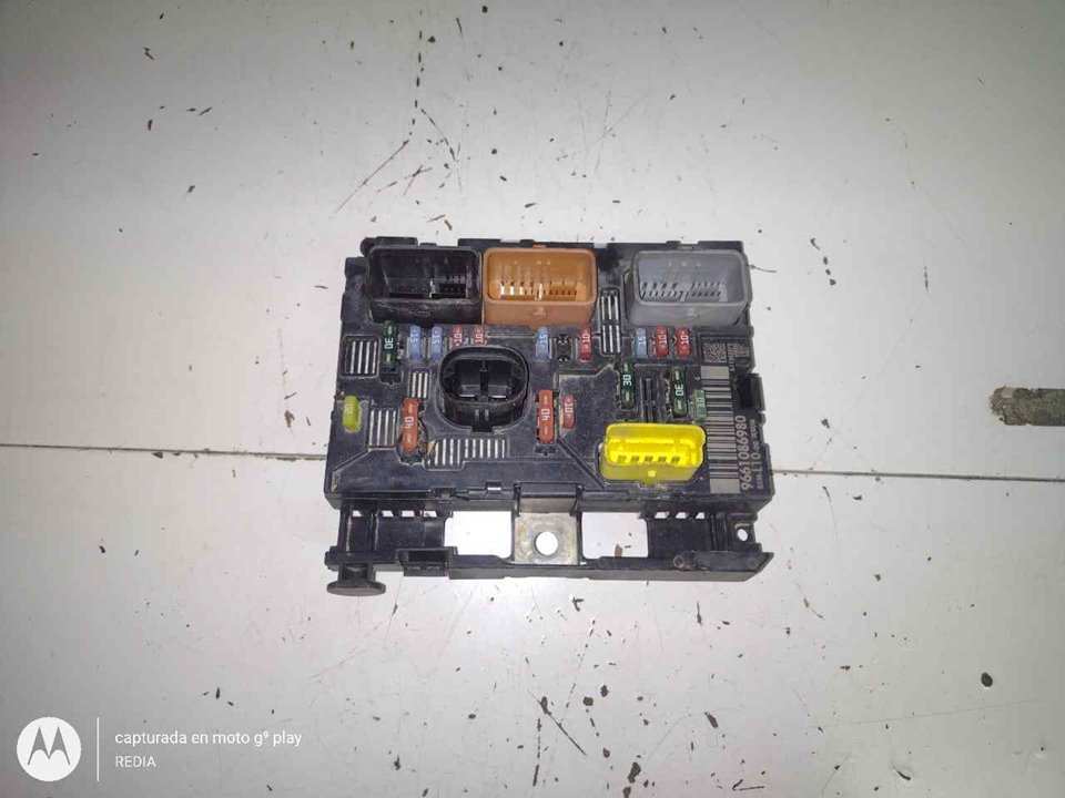 PEUGEOT 207 1 generation (2006-2009) Fuse Box 9661086980 25756080