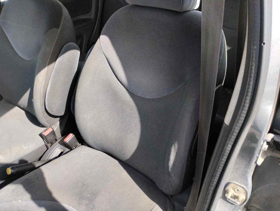 TOYOTA Front Left Seat 25331468