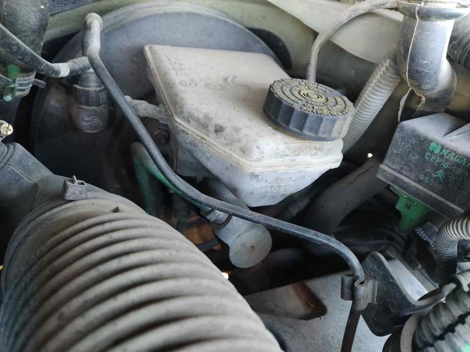 CITROËN C8 1 generation (2002-2014) Brake Cylinder 25335206