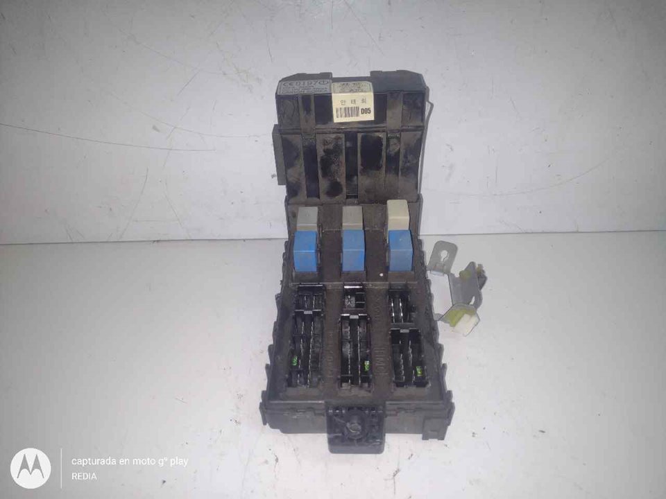 HYUNDAI Santa Fe SM (2000-2013) Boîte à fusibles 9540026511 21293967