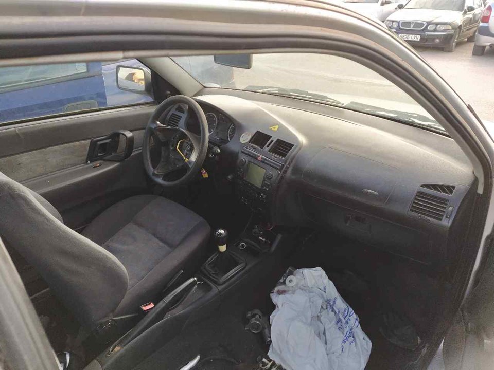 SEAT Cordoba 1 generation (1993-2003) Bakre fönsterglas 43R000015 25344294