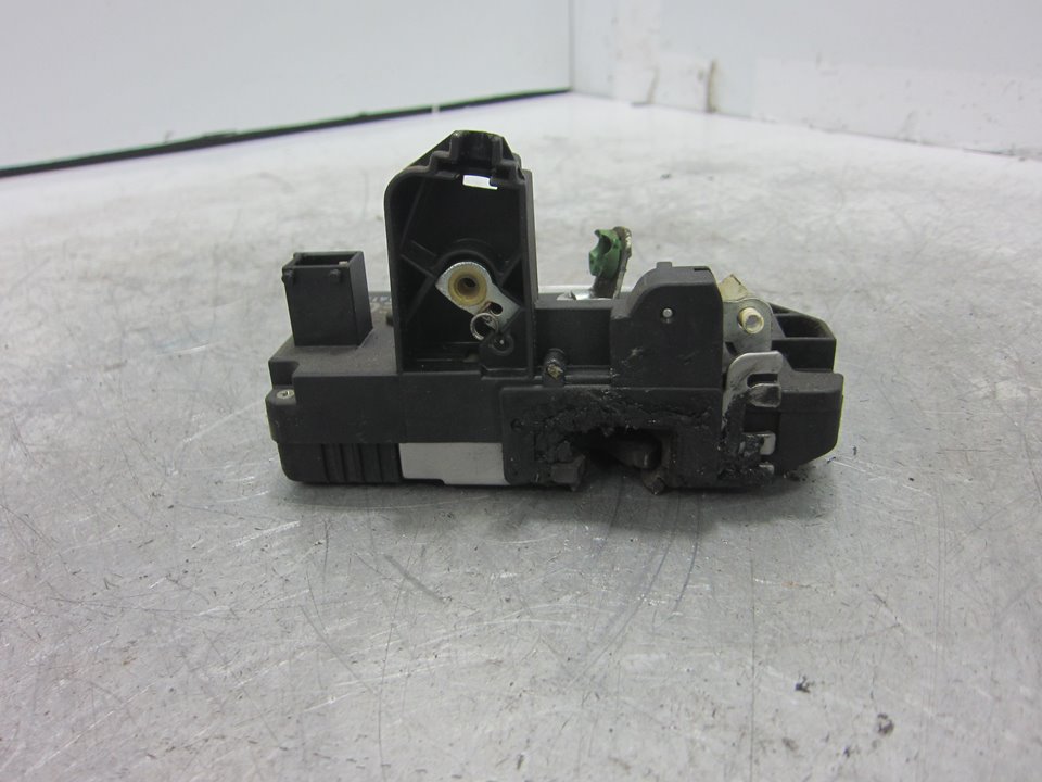 OPEL Corsa C (2000-2006) Rear Left Door Lock 24414138 24935774