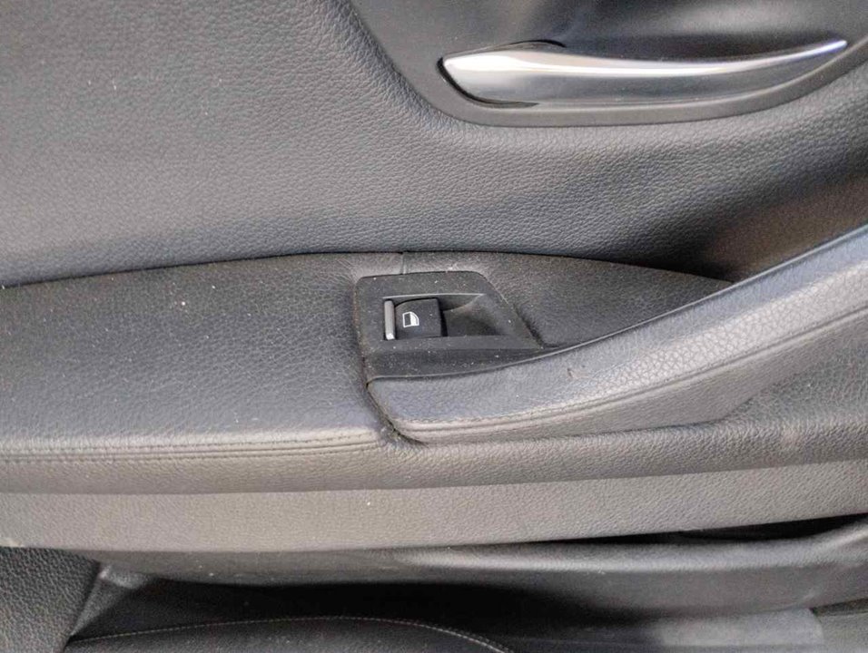 BMW 5 Series F10/F11 (2009-2017) Comutator de control geam ușă  dreapta spate 25428513