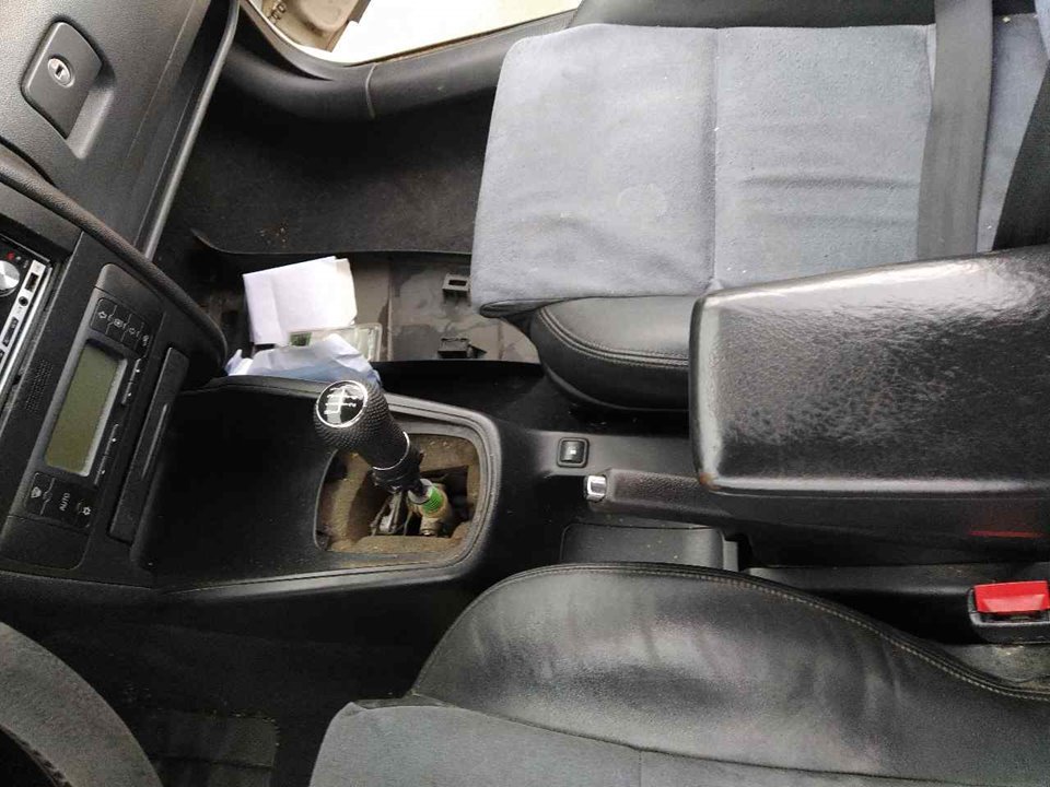 SEAT Toledo 2 generation (1999-2006) Center Console 25334819