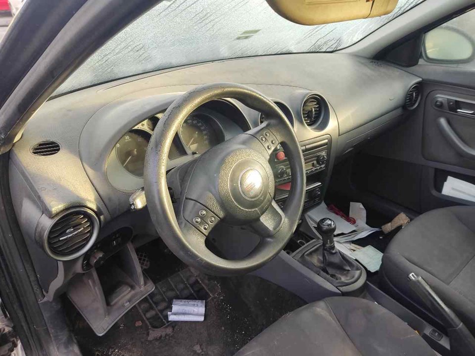 SEAT Cordoba 2 generation (1999-2009) Priekinių kairių durų stiklo pakelėjas 6L0035411 21300724