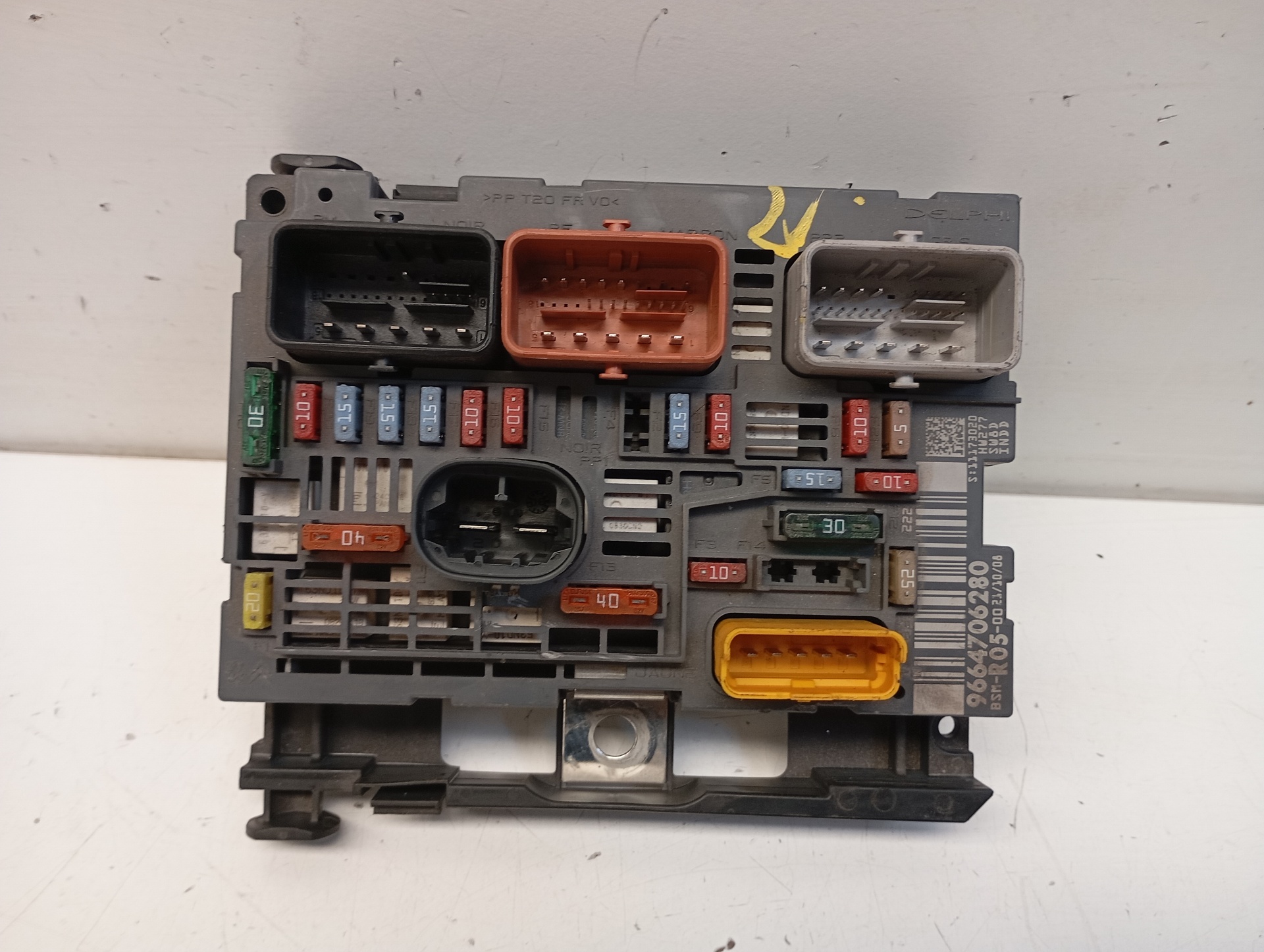 Caja de relés / fusibles 9664706280 de Citroen C4 i (lc_) 2004-2011