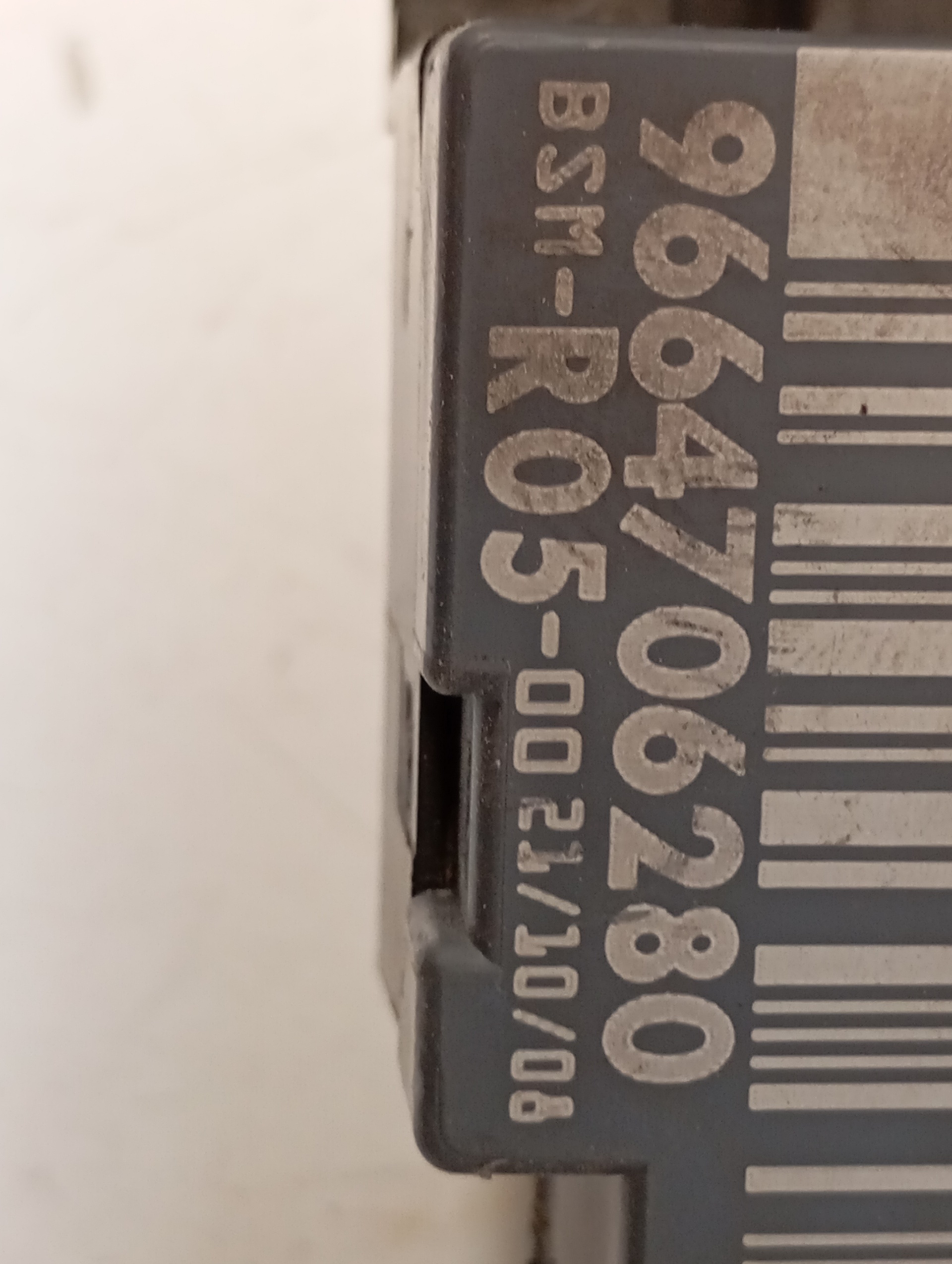 Caja de relés / fusibles 9664706280 de Citroen C4 i (lc_) 2004-2011 - pieza usada