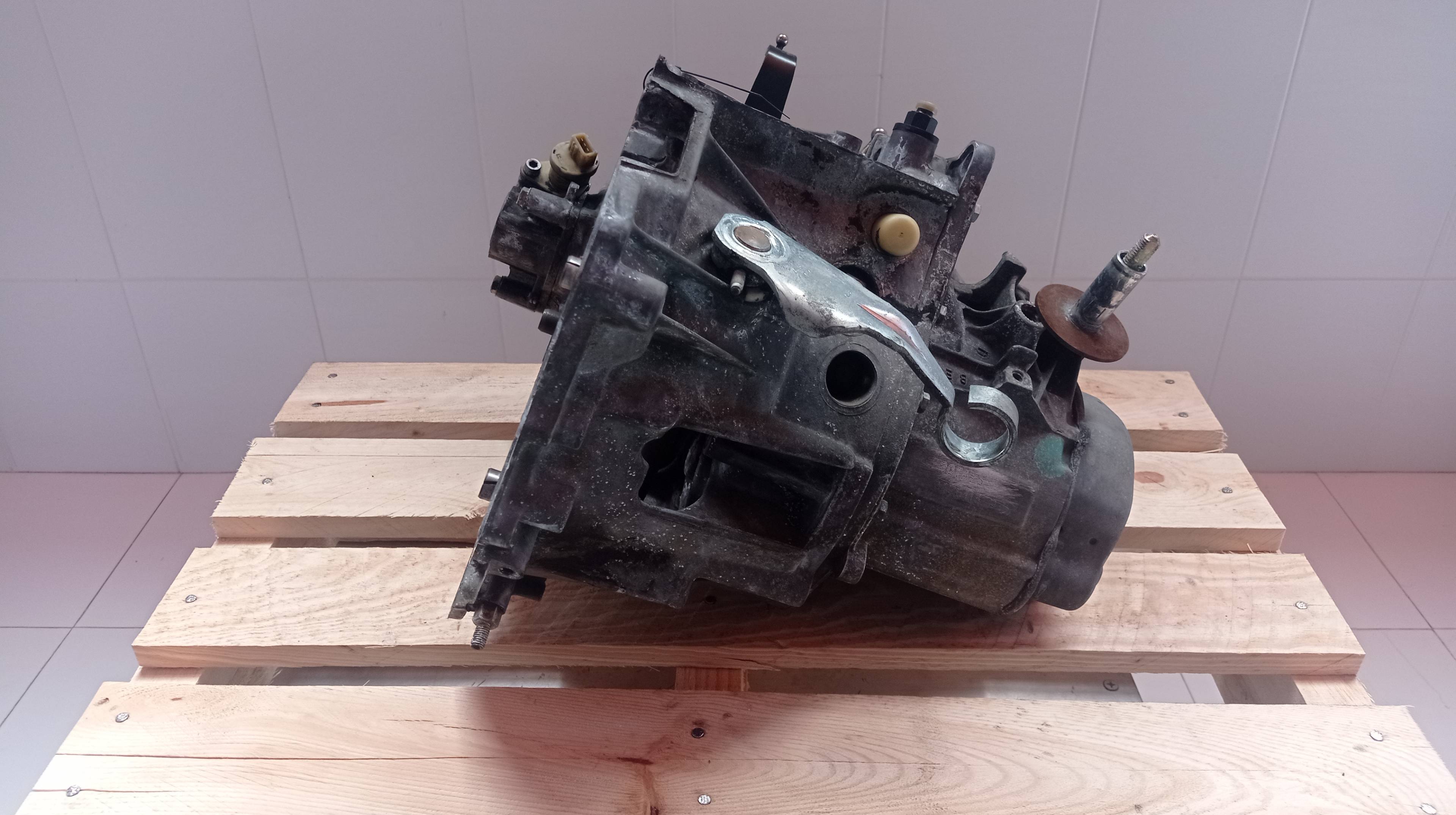 PEUGEOT Partner 1 generation (1996-2012) Gearbox 20TA75 23758969