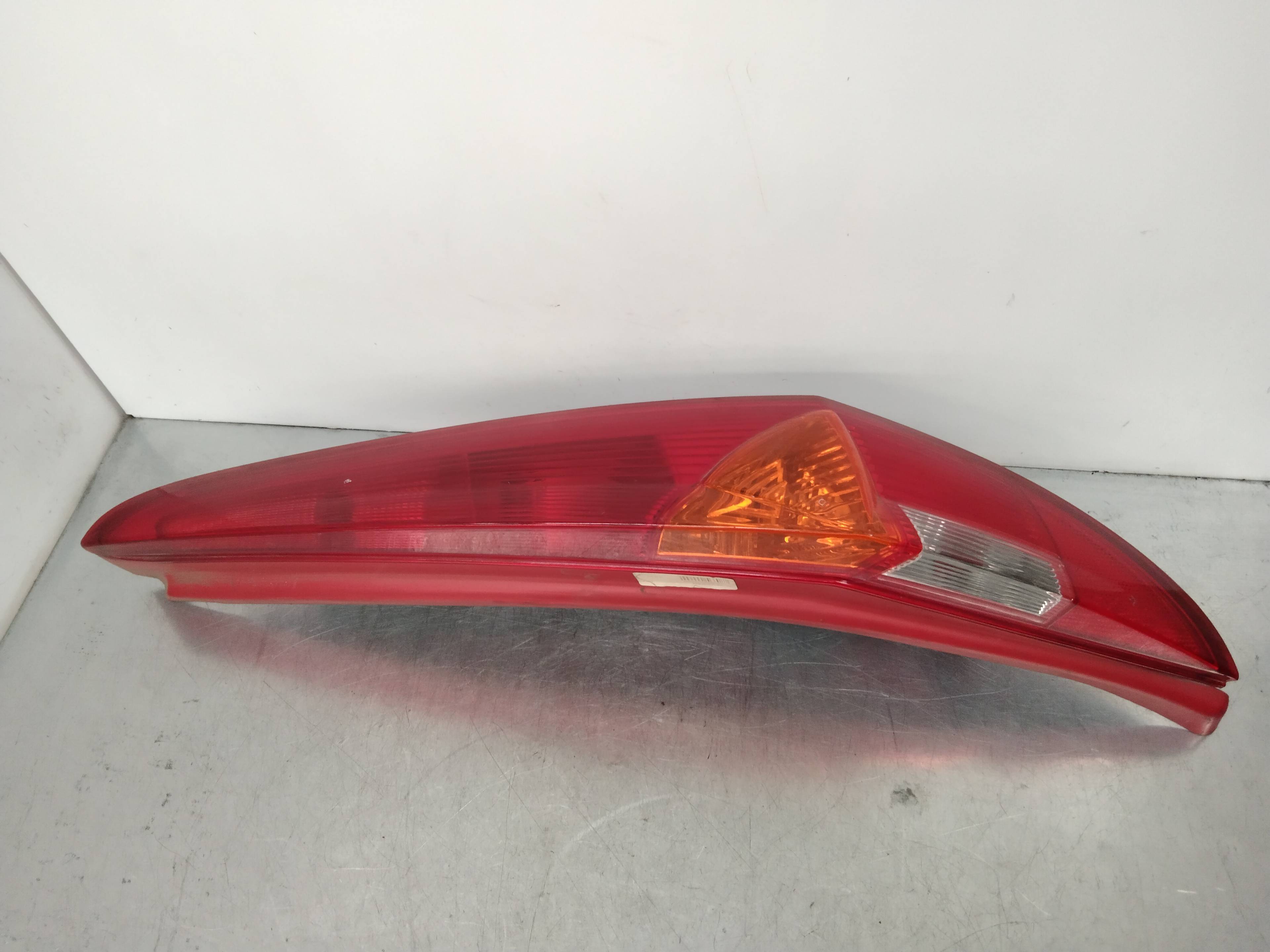 Feu arrière droit 46794077 de Fiat Punto (188_) 1999-2010 60 CV - pieza usada
