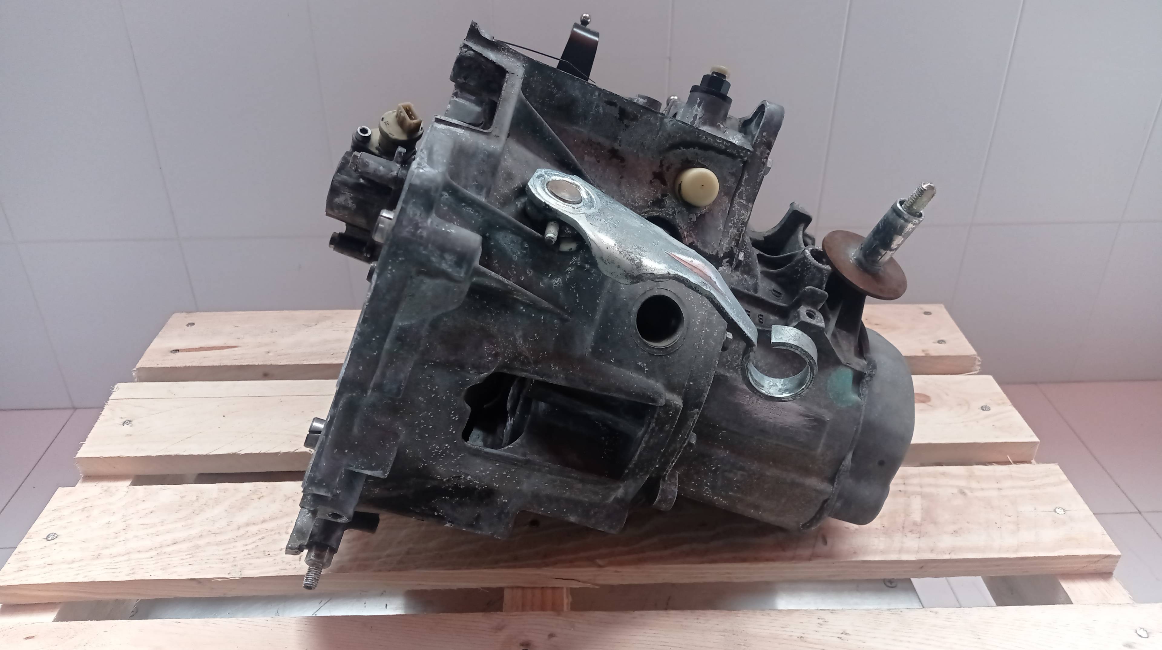 PEUGEOT Partner 1 generation (1996-2012) Gearbox 20TA75 23758969