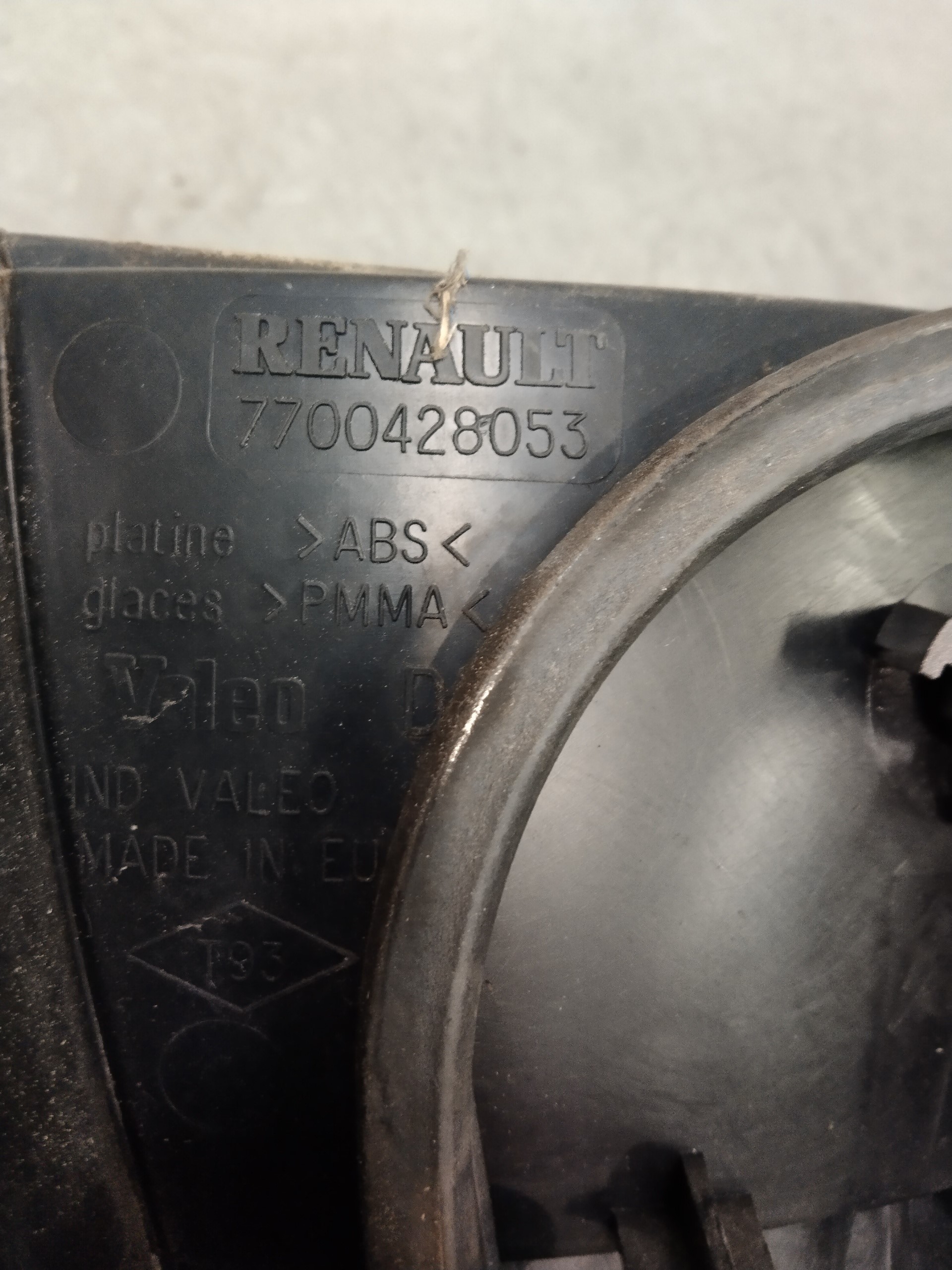 Inner right rear pilot F8Q 7700428053 de Renault Megane i 1999-2000 - pieza usada