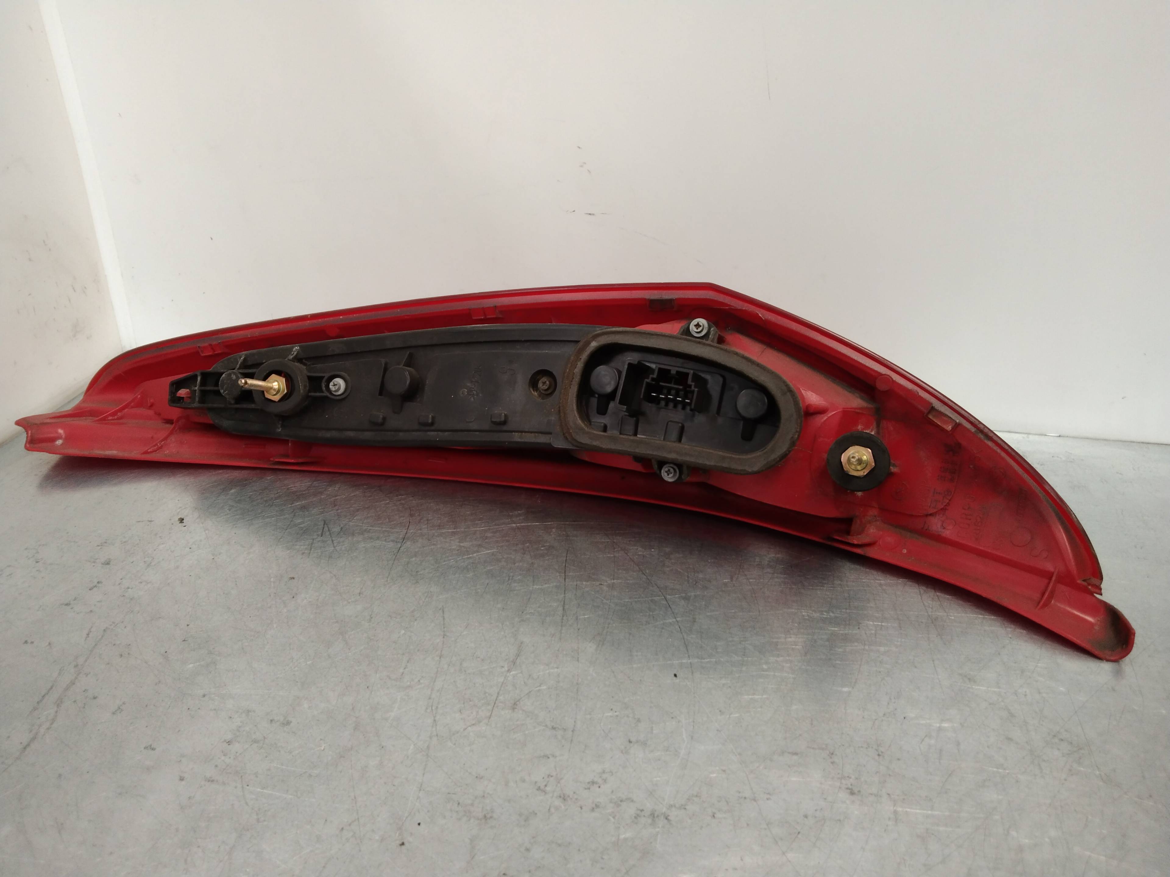 Piloto trasero izquierdo 188A4000 46794078 de Fiat Punto (188_) 1999-2010 60 CV - pieza usada