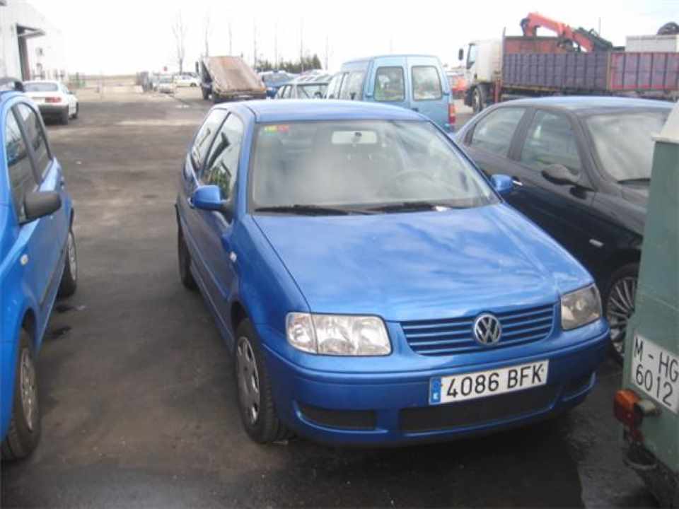 VOLKSWAGEN Polo 4 generation (2001-2009) Преден ляв мигач 6N0953041N, 6N0953041N 20849105