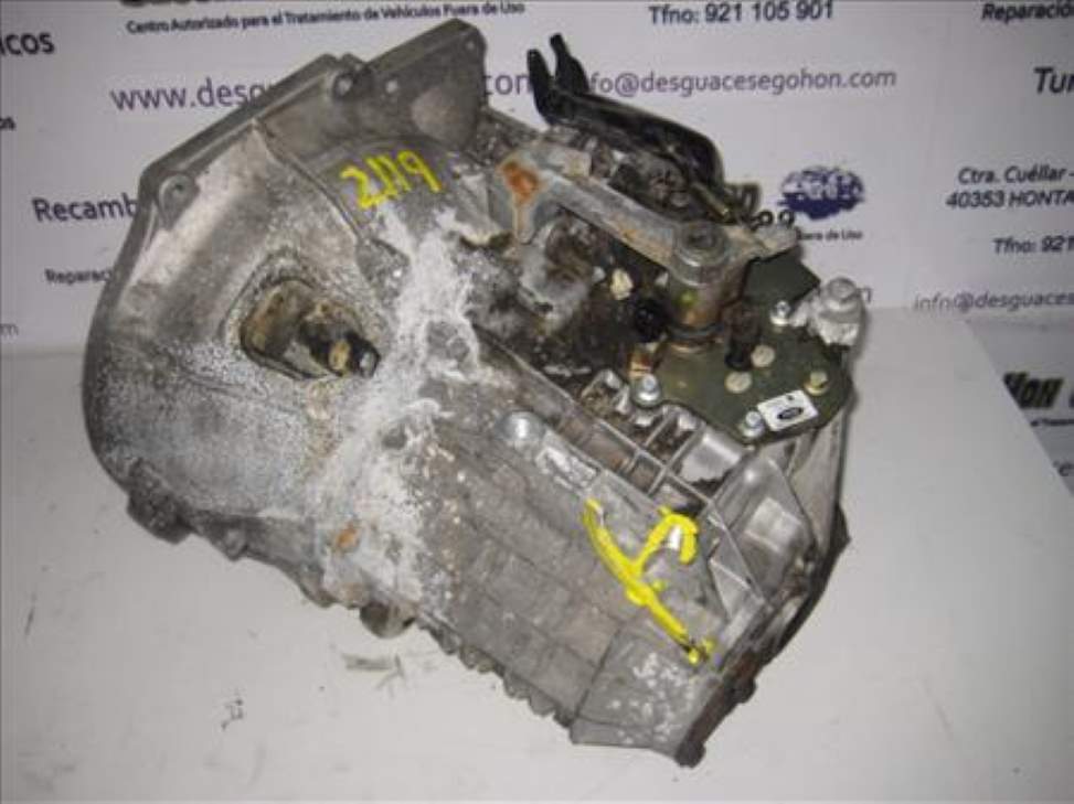 FORD C-Max 1 generation (2003-2010) Gearbox 3M5R7002YF 20845643