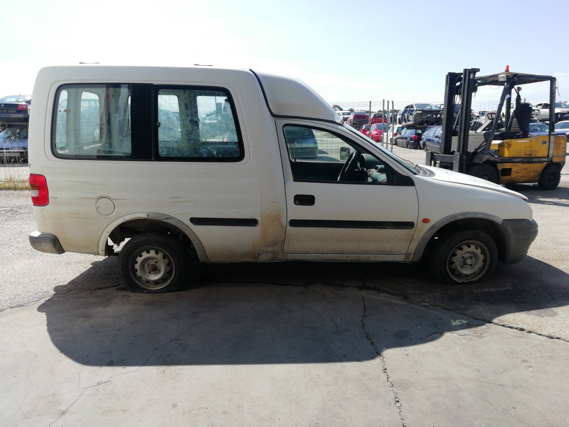 OPEL Combo B (1993-2001) Фара передняя правая 20866499