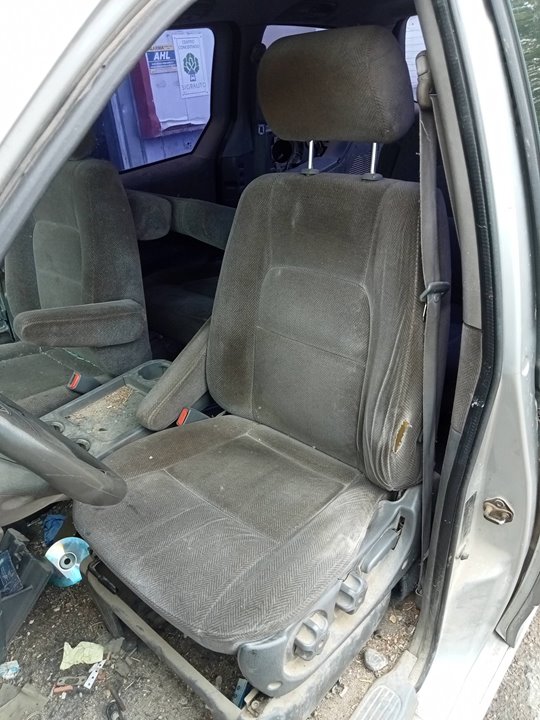 KIA Carnival UP/GQ (1999-2006) Front Left Seat 25040832