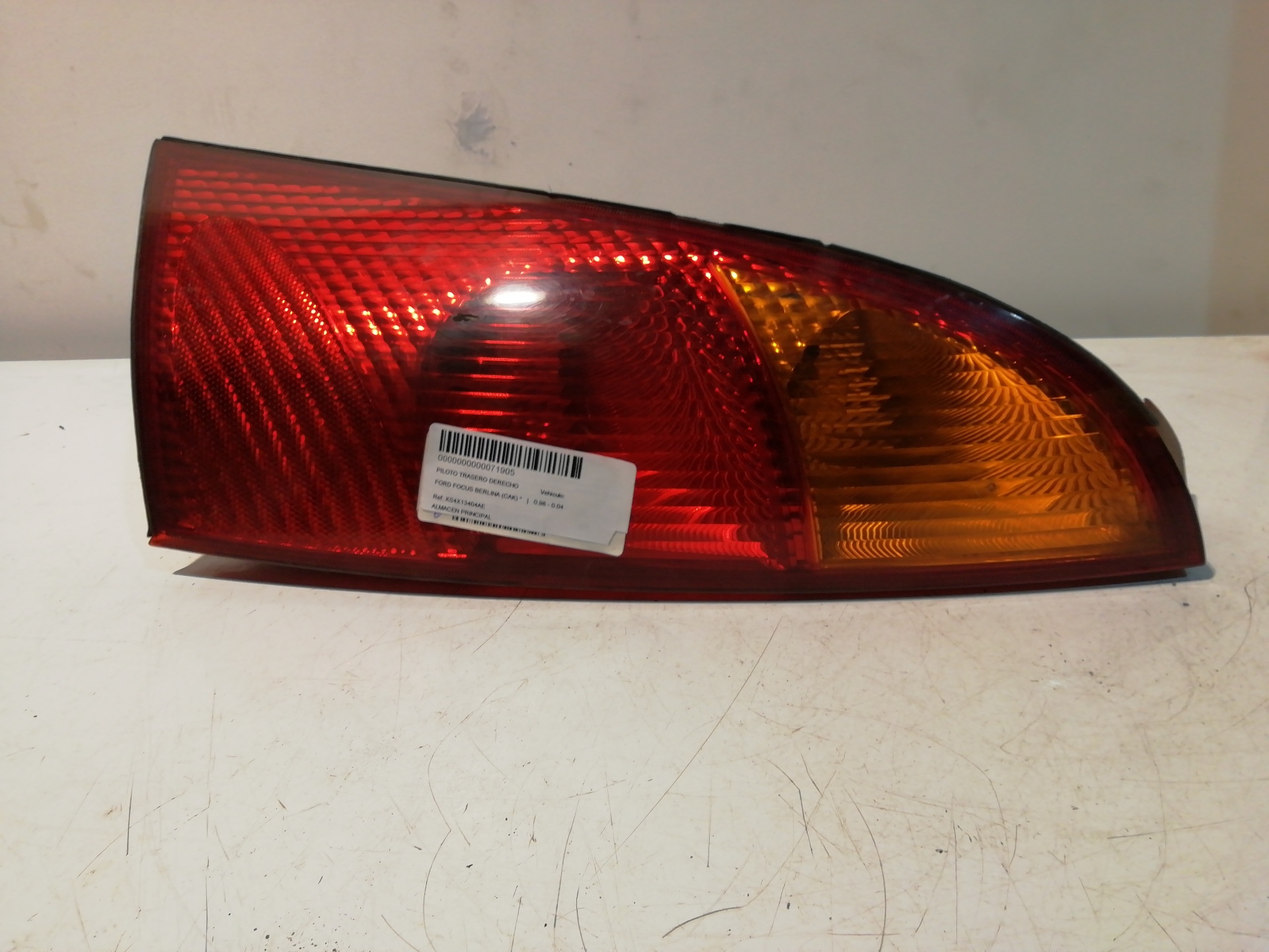 PEUGEOT Focus 1 generation (1998-2010) Rear Right Taillight Lamp XS4X13404AE,XS4X13404AE 20849730