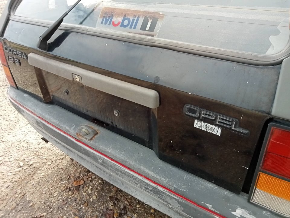 OPEL Corsa A (1982-1993) Заден капак на багажника 22397638
