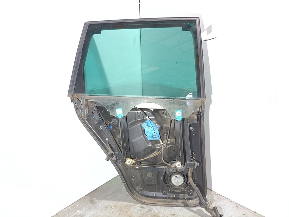 VOLKSWAGEN Touareg 1 generation (2002-2010) Galinių dešinių durų stiklo pakelėjas 3D0959794F 23628650
