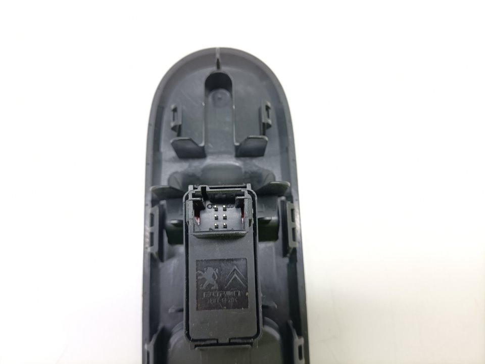 PEUGEOT 3008 1 generation (2010-2016) Front Right Door Window Switch 96650618ZD,96650618ZD 22397366