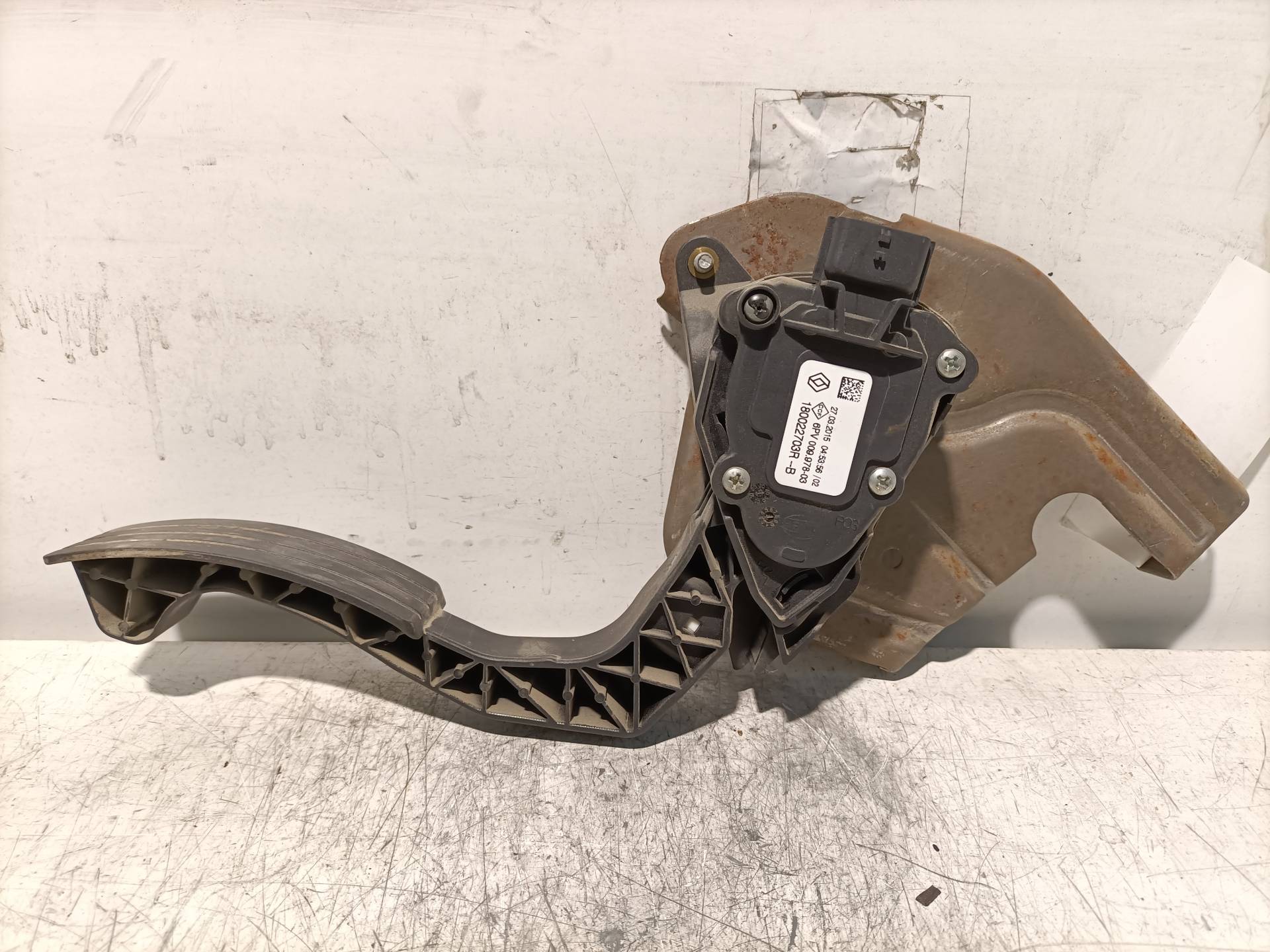 DACIA Sandero 2 generation (2013-2020) Throttle Pedal 180022703R, 180022703R 21096456