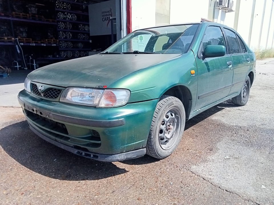 NISSAN Almera N15 (1995-2000) Правий передній фар 25114130