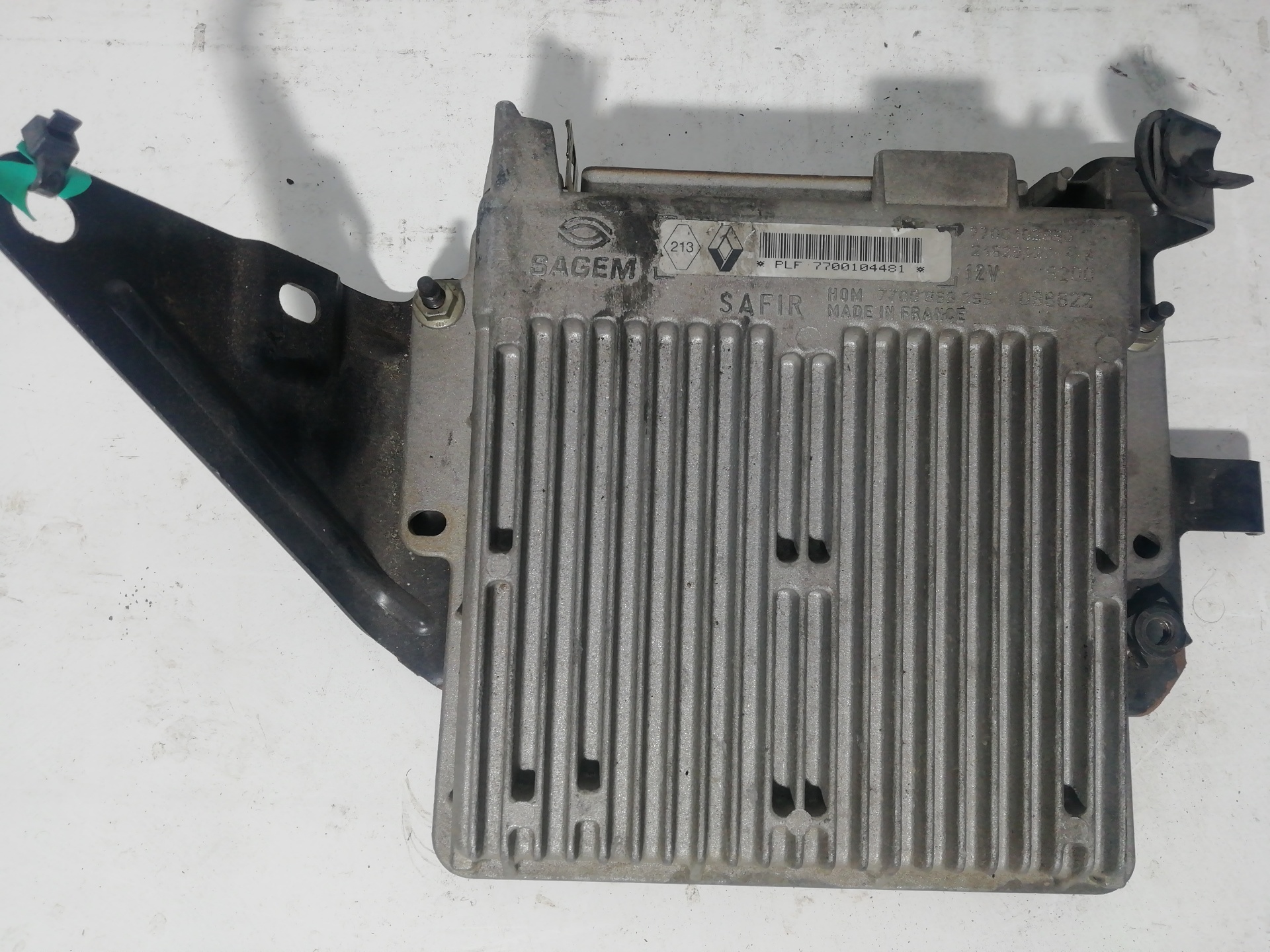 RENAULT Clio 1 generation (1990-1998) Motorkontrollenhet ECU 7700104481, 7700104481 20858284