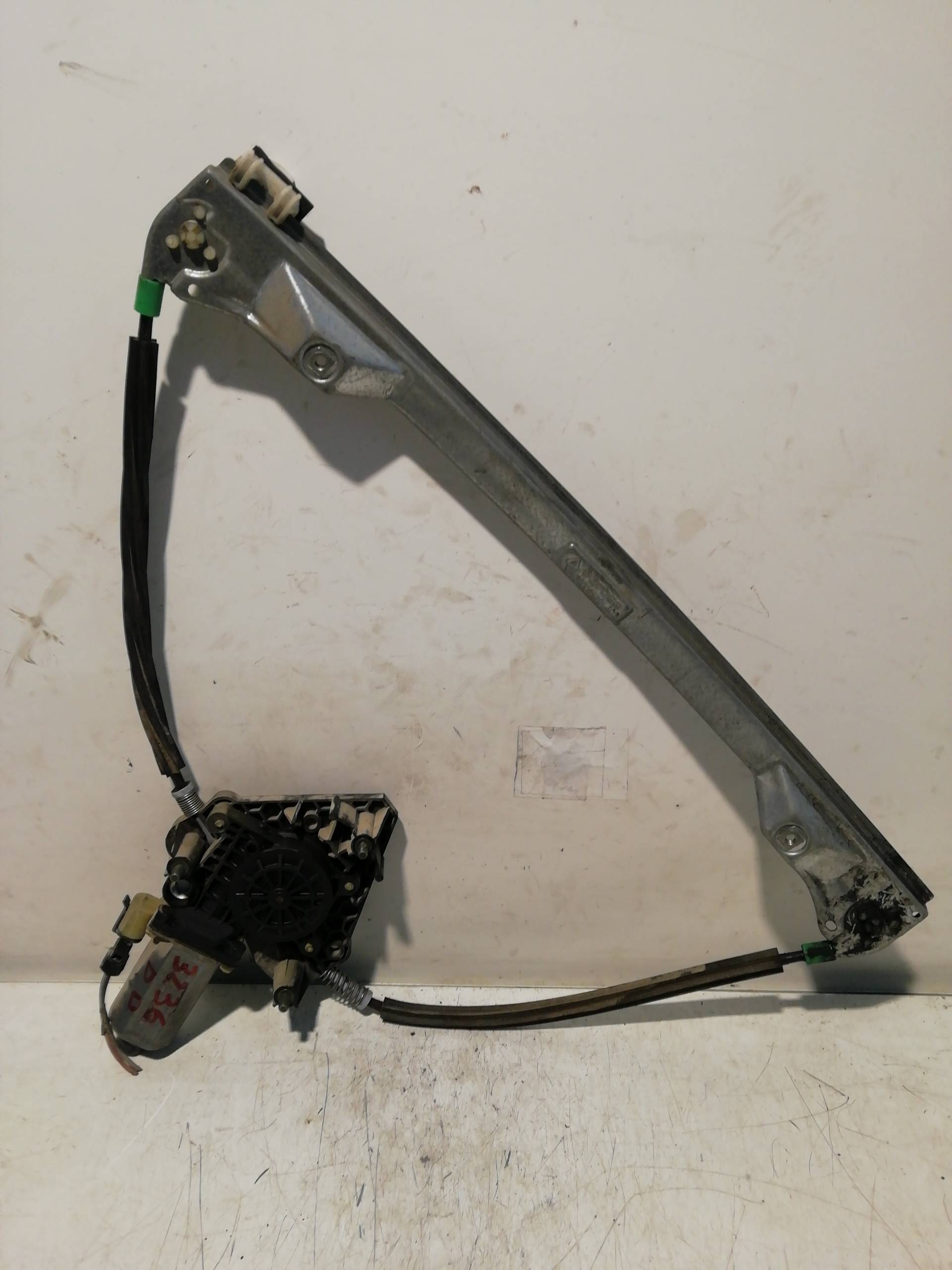 RENAULT Clio 2 generation (1998-2013) Vindusregulator foran høyre dør 77008422, 77008422 20848254