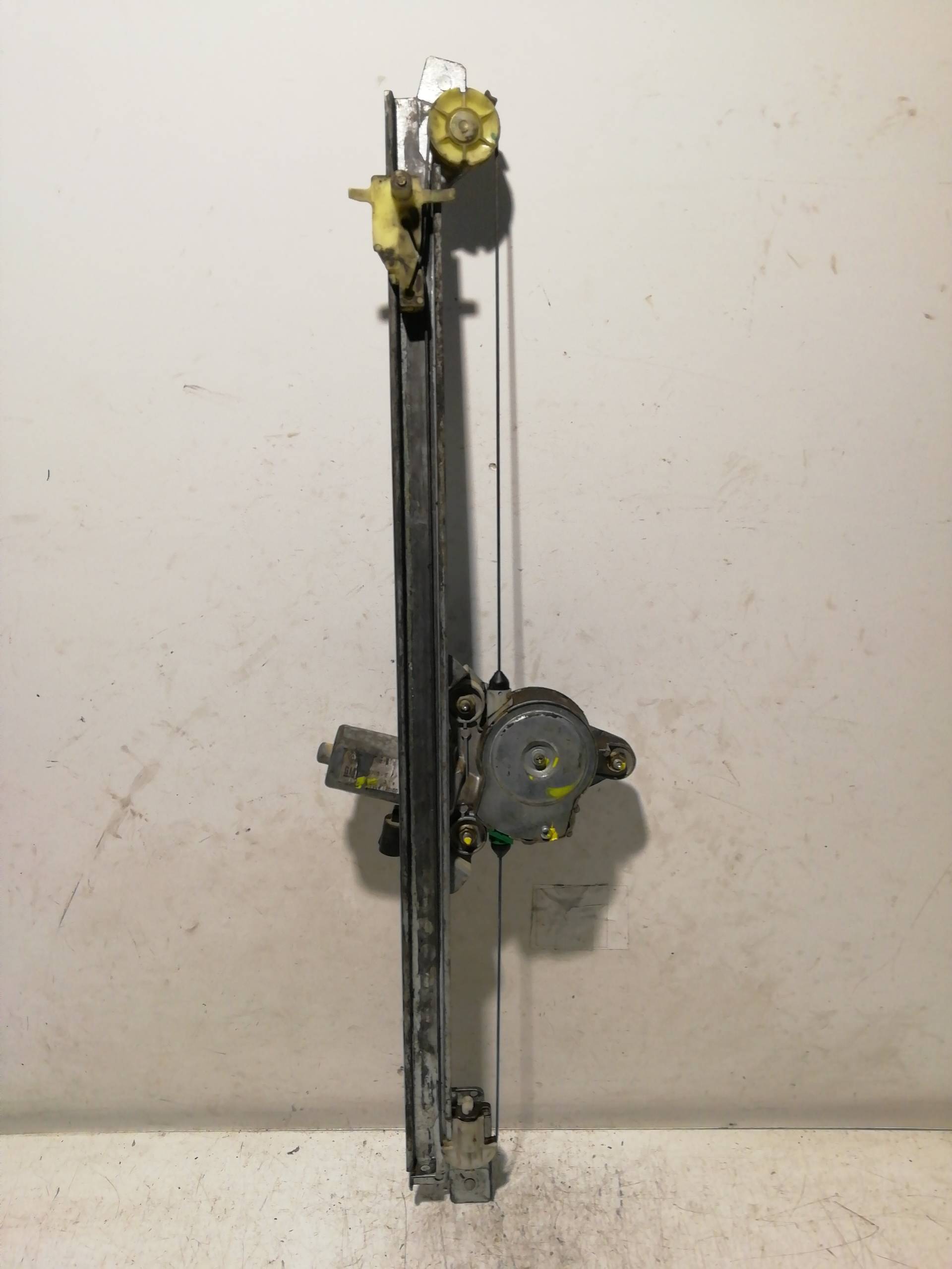 RENAULT Ducato Front Right Door Window Regulator 37103001, 37103001 20853535