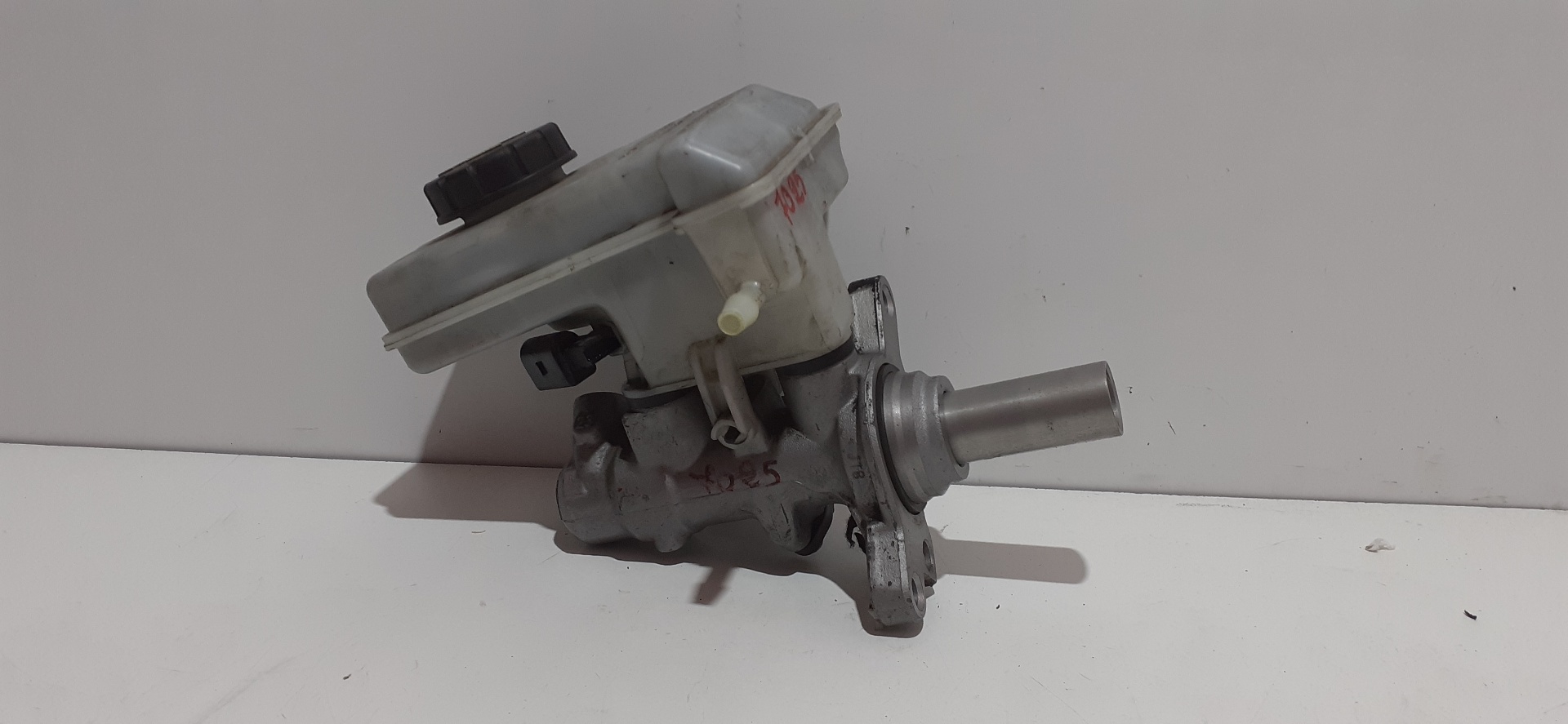 SEAT Toledo 3 generation (2004-2010) Brake Cylinder 5Q1611301D,5Q1611301D 20866864