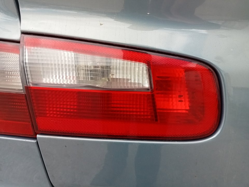 RENAULT Laguna 2 generation (2001-2007) Bal hátsó lámpa 8200002475 25040354