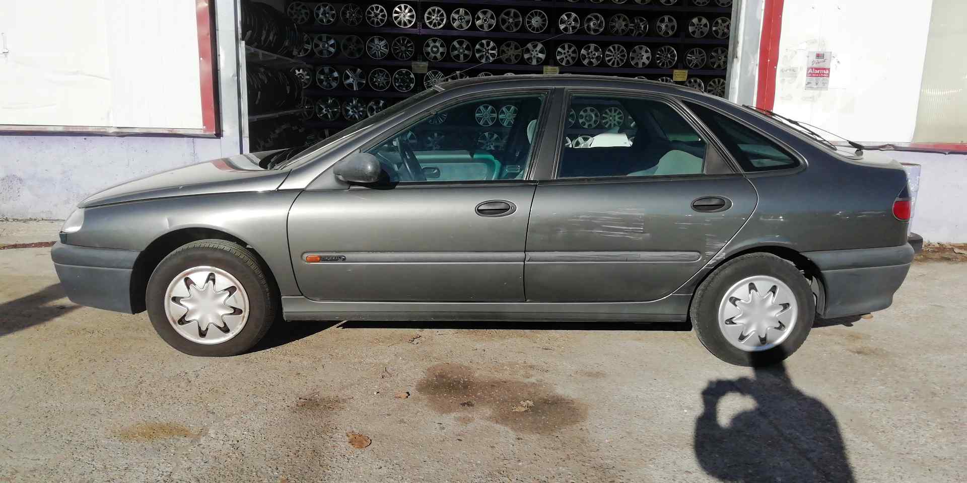 RENAULT Laguna 1 generation (1993-2001) Зеркало передней правой двери 7700410964 20857461