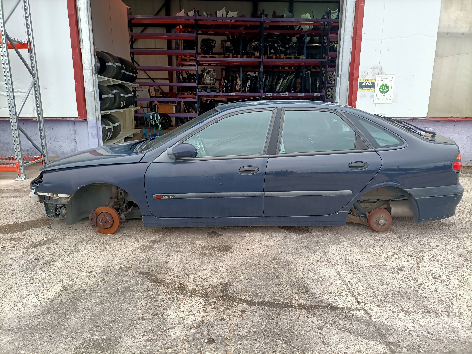 RENAULT Laguna 1 generation (1993-2001) Posūkių mechanizmas 7700424173, 7700424173, 7700424173 20862148