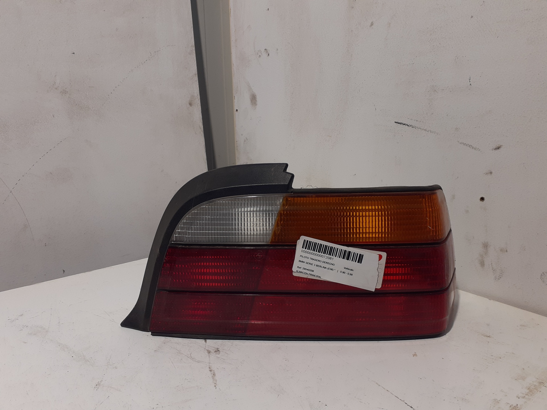 BMW 3 Series E36 (1990-2000) Rear Right Taillight Lamp 29540206 20849835