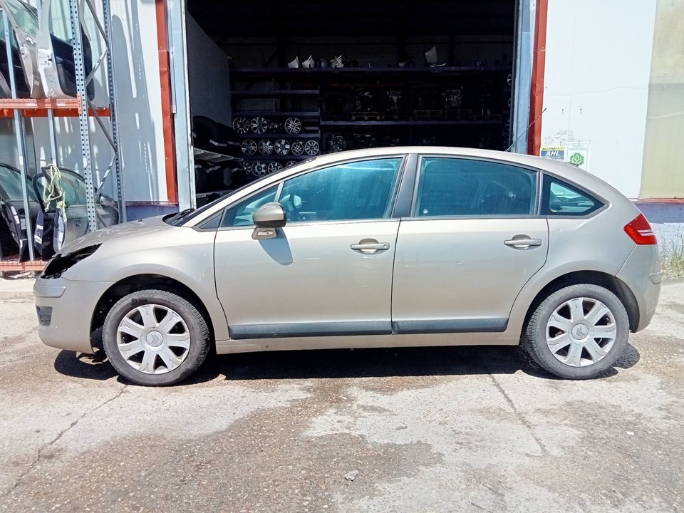 CITROËN C4 1 generation (2004-2011) Левая противотуманка переднего бампера 9650001680 25113972