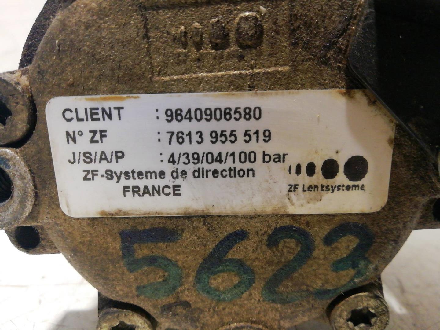 PEUGEOT Expert 1 generation (19962007) Power Steering Pump 9640906580