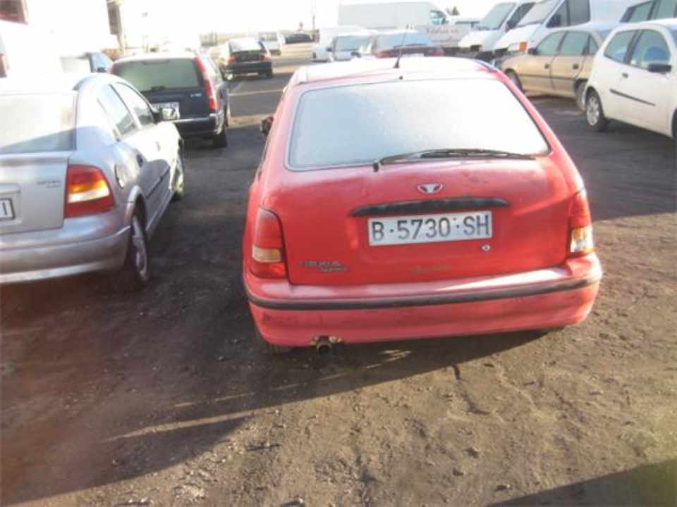 DAEWOO Nexia 1 generation (1994-2016) Повторитель переднего правого крыла 96175350 20849388