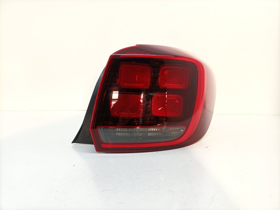 DACIA Logan 2 generation (2013-2020) Rear Right Taillight Lamp 265506147R 22396695