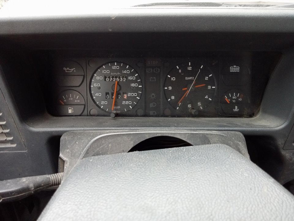 PEUGEOT 309 1 generation (1985-1993) Speedometer 23590379