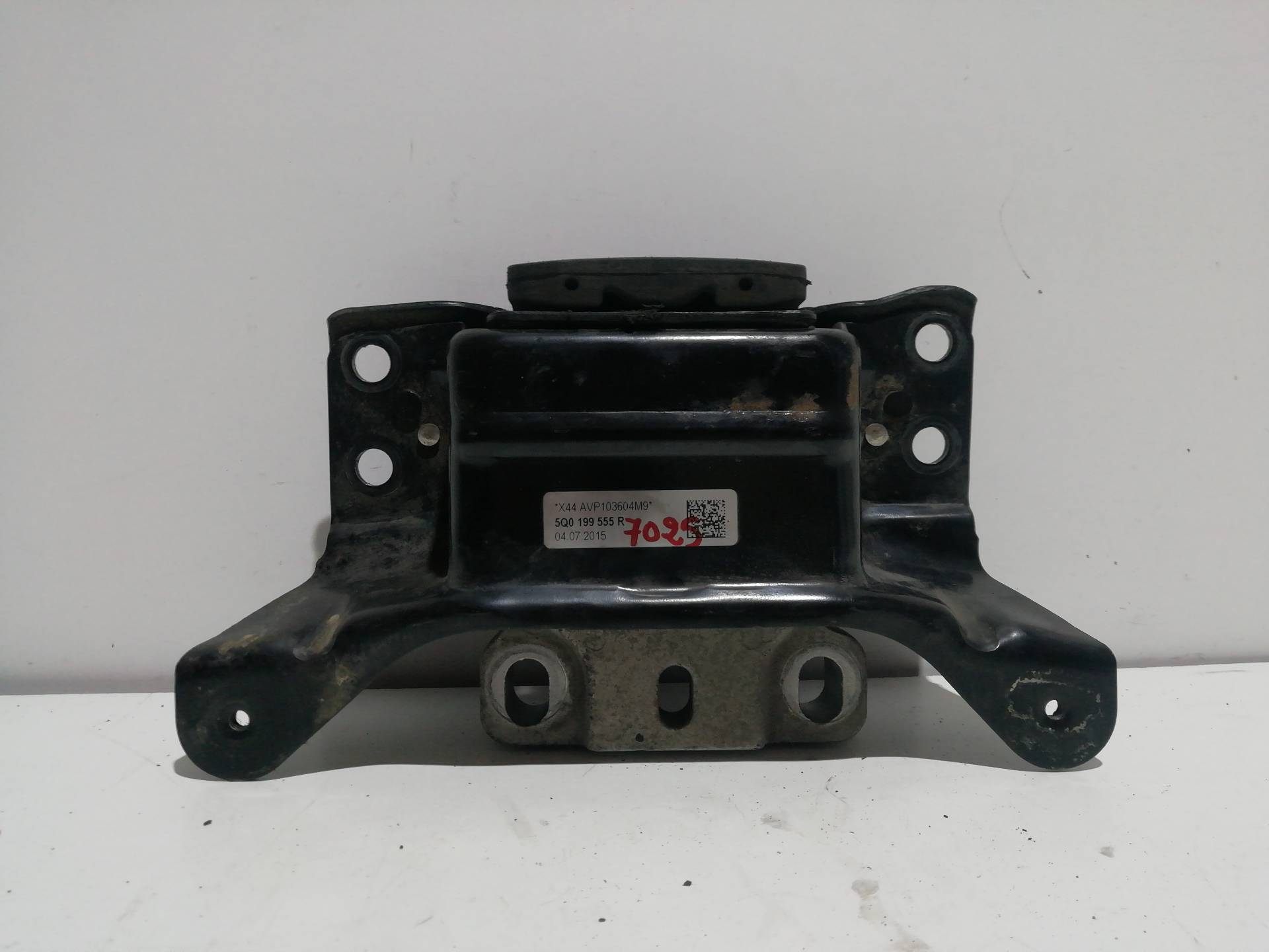 SEAT Toledo 3 generation (2004-2010) Bal oldali motorblokk 5Q0199555R,5Q0199555R 20866889