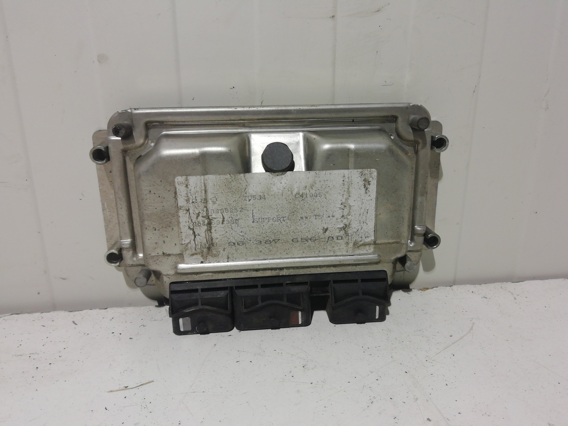 SKODA 307 1 generation (2001-2008) Engine Control Unit ECU 0261206943, 0261206943 20854437