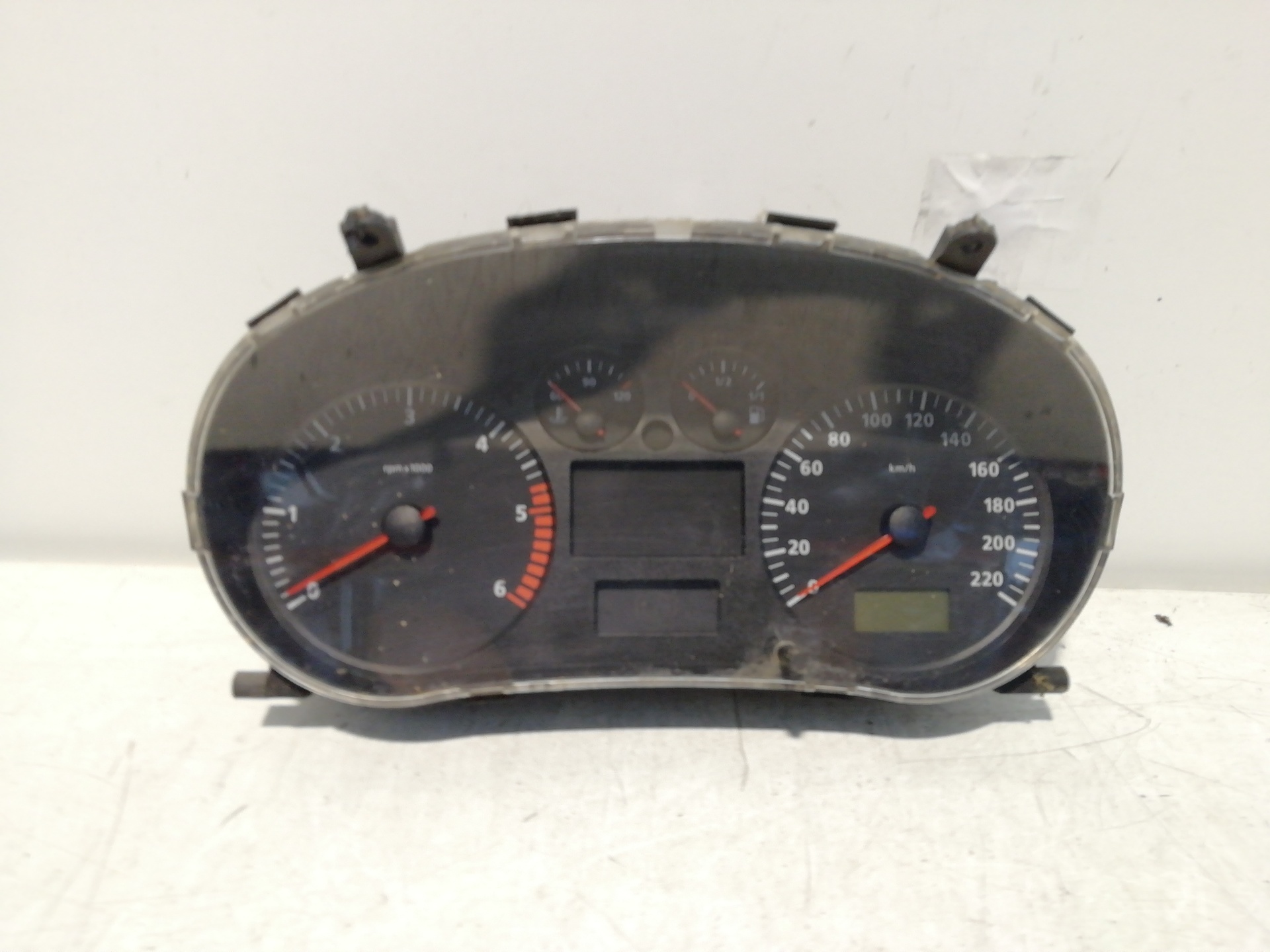 SEAT Ibiza 2 generation (1993-2002) Speedometer 88311292 25908899