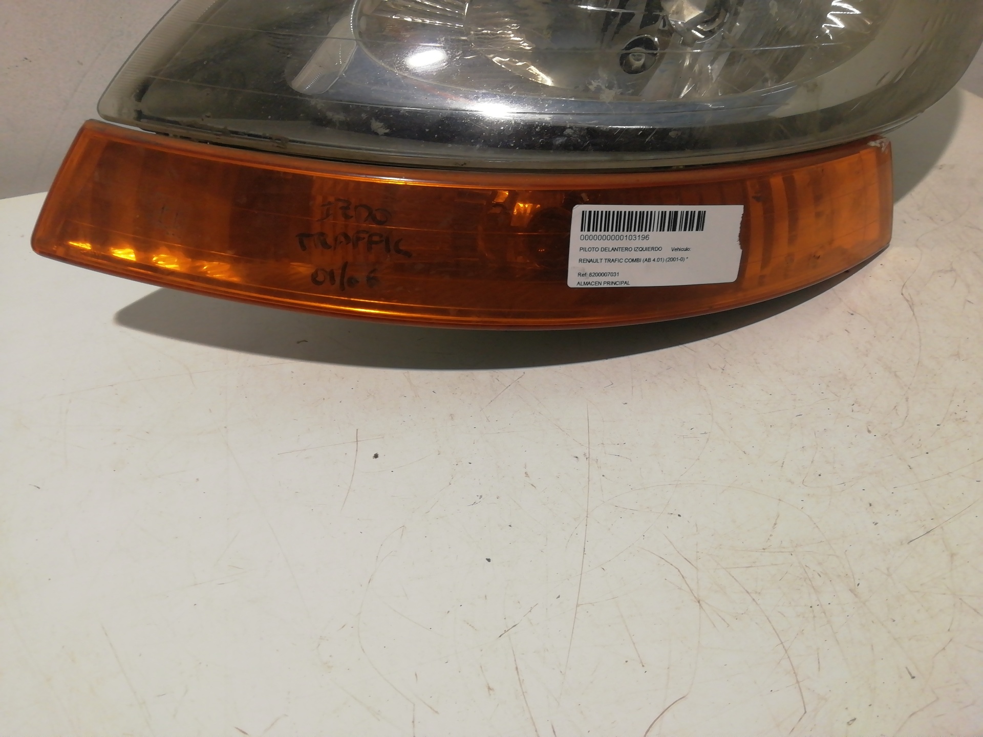 RENAULT Ducato Front left turn light 8200007031, 8200007031 20859176